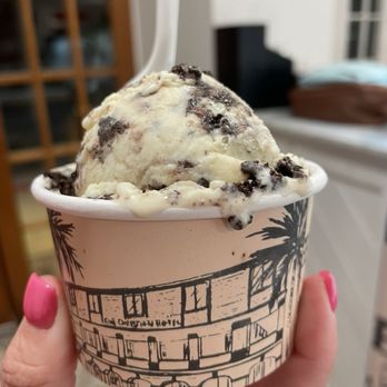 Cream & Co - Cookies and cream - Ice Cream & Frozen Yogurt Near Me - Christiansted, Virgin Islands Cream & Co - Cookies and cream - Ice Cream & Frozen Yogurt Near Me - Christiansted, Virgin Islands