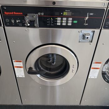 Suds Laundromat - Broken card reader. - Laundromat Near Me - Hinesville, Georgia Suds Laundromat - Broken card reader. - Laundromat Near Me - Hinesville, Georgia