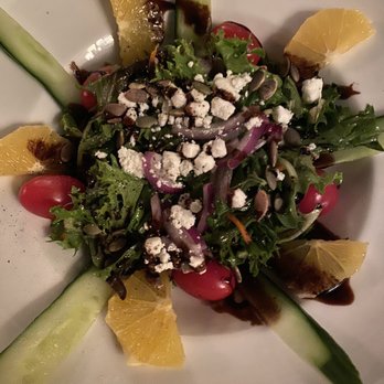 21 Steps Kitchen & Bar - The 21 Steps Salad - Steakhouses Near Me - Whistler, British Columbia