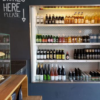 Jonas Reindl Coffee - Dishes go here and lots of sips - Cafes Near Me - Vienna, 9 Jonas Reindl Coffee - Dishes go here and lots of sips - Cafes Near Me - Vienna, 9