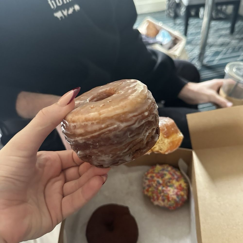 cronut cronut