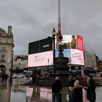 Piccadilly Circus - Landmarks & Historical Buildings Near Me - London, XGL