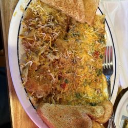 Veggie omelet with home fries