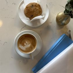 Azzuro - Cortado and blueberry muffin