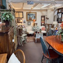 Steel Magnolias Boutique & Home