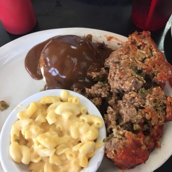Lucy's Diner - Diners Near Me - Rogers, Arkansas
