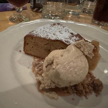 Story Hill BKC - Brown Butter Cake - New American Near Me - Milwaukee, Wisconsin