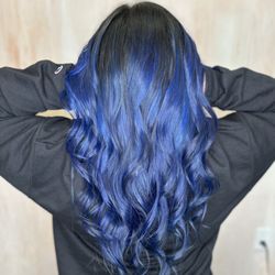 Azura Salon