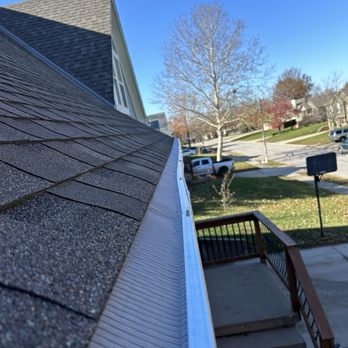 Duke's Gutter Cleaning Service - Fresh installed gutter guard. - Gutter Services Near Me Duke's Gutter Cleaning Service - Fresh installed gutter guard. - Gutter Services Near Me
