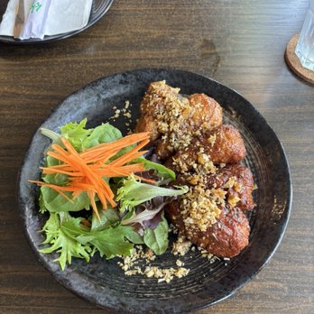 Samata Vegan House - Garlic Wings - Thai Near Me - Los Angeles, California Samata Vegan House - Garlic Wings - Thai Near Me - Los Angeles, California