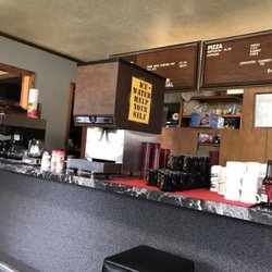 Red's Cafe & Lounge