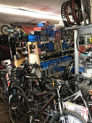 Chucks Bikes by null