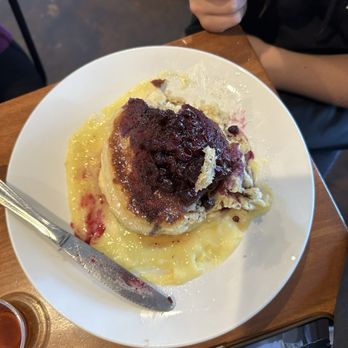 Kitchenette - Ricotta pancakes - Breakfast & Brunch Near Me - Templeton, California