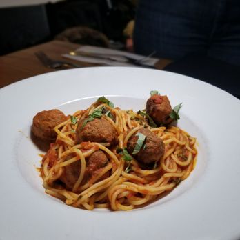 Il Fornello Danforth  - Italian Near Me - Toronto, Ontario