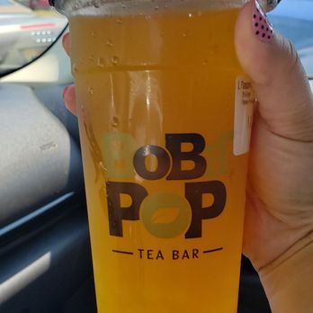 BoBaPoP Tea Bar - Kentlands - Passionfruit tea with passionfruit pop and 0% sugar - Bubble Tea Near Me - Gaithersburg, Maryland