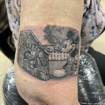 Bridge City Tattoos - Tattoo Near Me - Rialto, California Bridge City Tattoos - Tattoo Near Me - Rialto, California