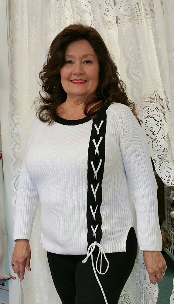 WIGS NATURALLY Updated August 2024 15 Photos & 10 Reviews 64