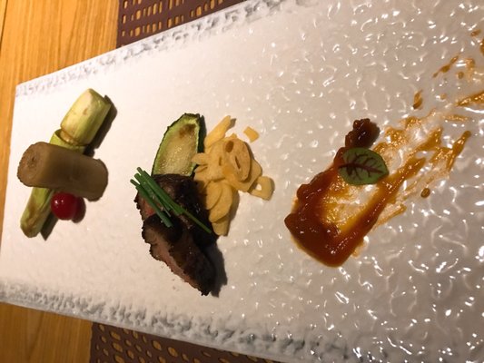 響壽司HIBIKI by null