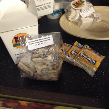 Kiki's Udderly Cool Ice Cream - Handcrafted marshmallows, S'more Kits-to-go - Desserts Near Me - Exeter, Rhode Island