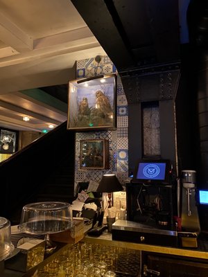 Le Hibou - Paris by null