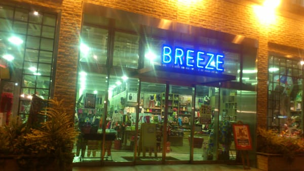 ブリーズ Children S Clothing 中央区三宮町2丁目4 1 神戸市 兵庫県 Japan Phone Number Yelp