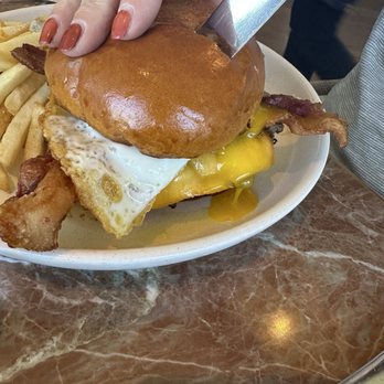 Sea & Sky - Sea & Sky Smash Cheeseburger - Seafood Near Me - La Jolla, California