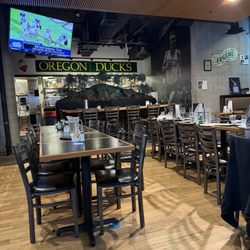 Wild Duck Cafe - Restaurant side