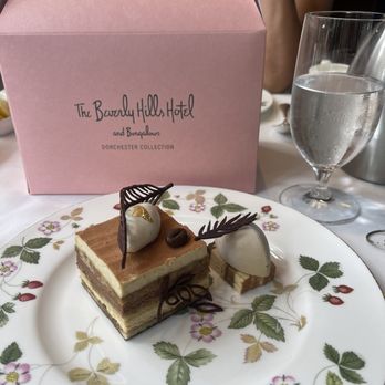 Polo Lounge - New American Near Me - Beverly Hills, California