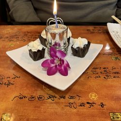 Sushico Hibachi and Asian Cuisine - When the staff heard it was my birthday, the brought this delicious and beautiful little surprise to the table!