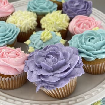 Christina’s Creative Cupcakes - Cupcakes Near Me Christina’s Creative Cupcakes - Cupcakes Near Me