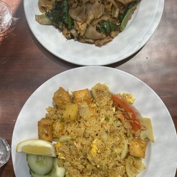 Turmeric Thai Kitchen - Thai Near Me - La Jolla, California Turmeric Thai Kitchen - Thai Near Me - La Jolla, California
