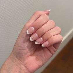 Lux NY Nails & Spa