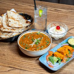 Delhi 6 Indian Bistro