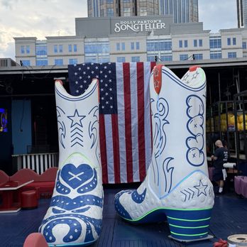 Play Playground - Bars Near Me - Nashville, Tennessee Play Playground - Bars Near Me - Nashville, Tennessee