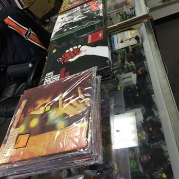 Flipside Records - Leftover pickins from Black Friday record store day. - Music & DVDs Near Me - Berkley, Michigan