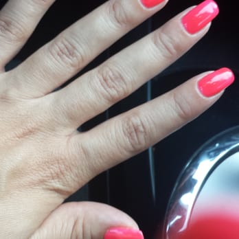 J B Nails - Natural thick nails with gel. They make my wittle hands look beautiful lol - Nail Salons Near Me - Long Beach, California