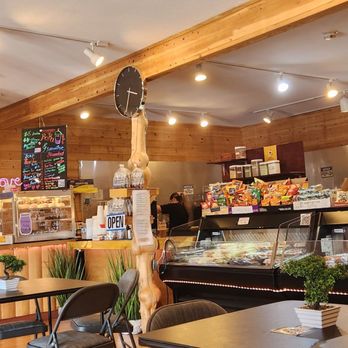 Grab & Go - the interior of a restaurant - Juice Bars & Smoothies Near Me - Fairbanks, Alaska Grab & Go - the interior of a restaurant - Juice Bars & Smoothies Near Me - Fairbanks, Alaska