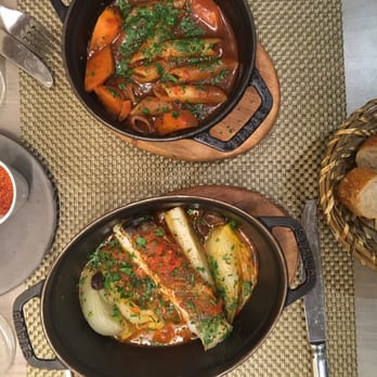 Les Cocottes - Beef cocotte with penne and carrots, cod cocotte with fennel and garlic - Bistros Near Me - Paris, 01
