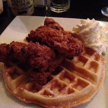 The Half Pint / Ernie's Bar - Fried chicken and waffle - American Near Me - New York, New York