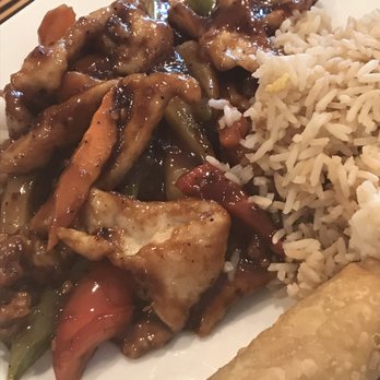 Chow Wok - Mongolian chicken lunch special - Chinese Near Me - Houston, Texas