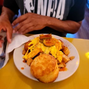 Berry Fresh Cafe - Nashville hot chicken hash - Breakfast & Brunch Near Me - Jupiter, Florida Berry Fresh Cafe - Nashville hot chicken hash - Breakfast & Brunch Near Me - Jupiter, Florida