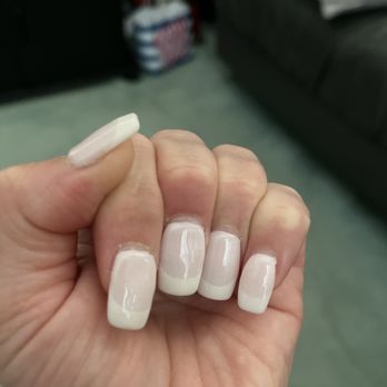 Supreme Nails - Nail Salons Near Me - Lindenhurst, New York
