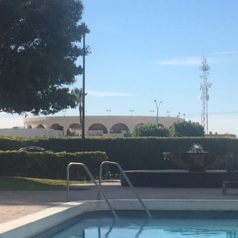 Hotel Colonial - Hotels Near Me - Mexicali, BCN