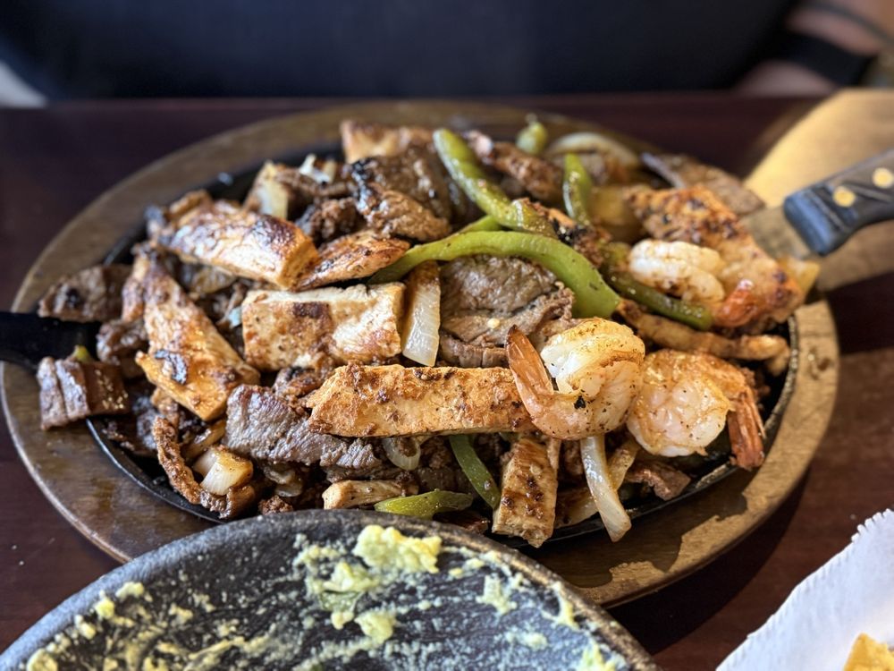 Mariachi Mexican Bar and Grill