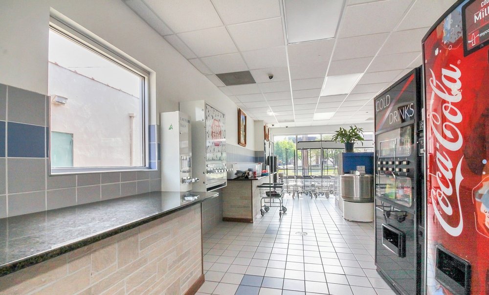 16 Photos 15 S Lincoln Ave, Aurora, Illinois Laundromat Yelp