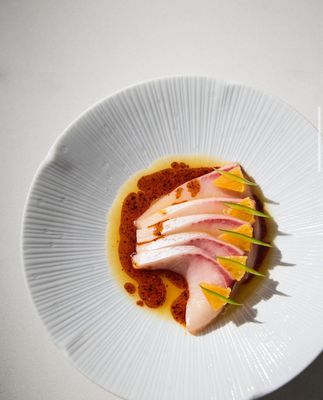 Edgemar Restaurant + Lounge by null