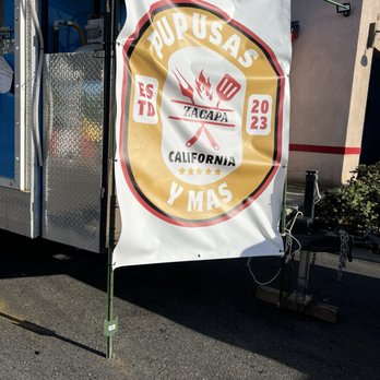 Zacapa Papusas Y Mas - Food truck sign - Food Trucks Near Me - Davis, California Zacapa Papusas Y Mas - Food truck sign - Food Trucks Near Me - Davis, California