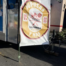 Zacapa Papusas Y Mas - Food truck sign