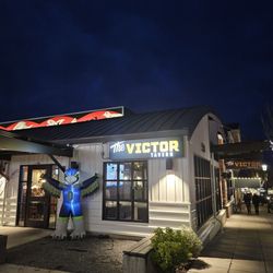 The Victor Tavern - Edmonds - Exterior