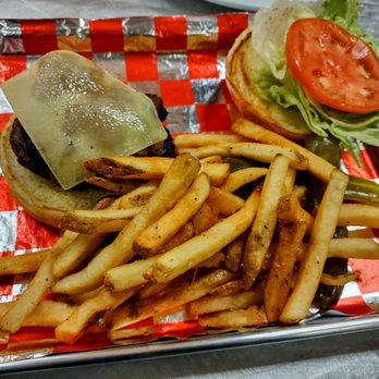 R'Bar & Grill - BB (Beef & Brisket) Burger - New American Near Me - Arlington, Texas R'Bar & Grill - BB (Beef & Brisket) Burger - New American Near Me - Arlington, Texas